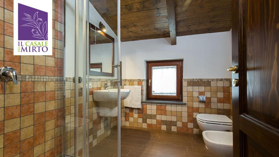 הוילה ויקו אקוונסה Il Casale Del Mirto מראה חיצוני תמונה