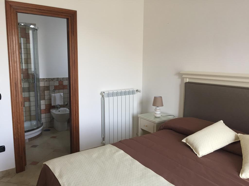 הוילה ויקו אקוונסה Il Casale Del Mirto מראה חיצוני תמונה